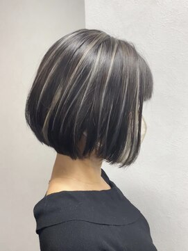 ヴィフ 大船(VIF) 白髪ぼかしハイライトカラー/コントラストハイライト/大船駅