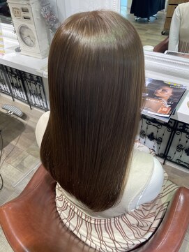 アルル 銀座(alulu) サラ艶カラートリートメント/髪質改善