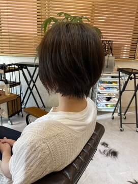 チリンバイロストシティー(Chillin by LOSTCITY) ショートボブ