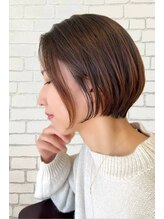 ニコリー(NICOLLY) 小顔★ショートボブ
