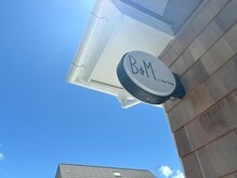 バム(BaM)の雰囲気（こちらが看板の目印です◎）