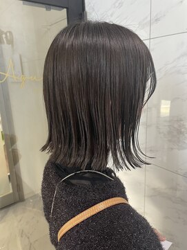 アグー(Aguu) 透明感たっぷりオリーブグレージュ