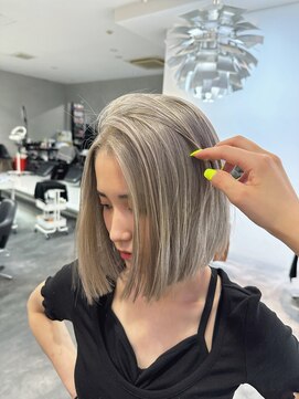 ベンジー 天神店(benji) white beige