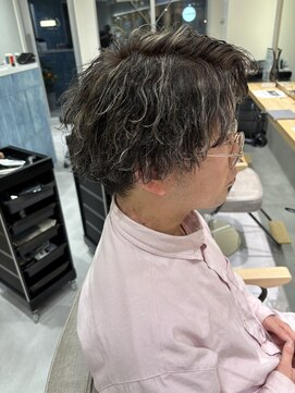 ウルバイオハナ(Ulu by ohana) 特殊パーマホワイトメッシュ