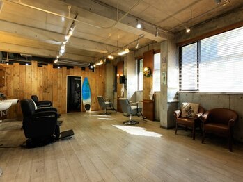 マハロ(MAHALO)の写真/ベテランStylistがご担当!地域に愛されるプライベートサロン。通いやすい価格と居心地の良い空間が大好評♪