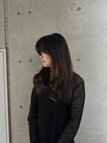 リバレッジ 白金(Leverage) 大人外国人風ボリュームロングレイヤー:Mayu Yamaoka