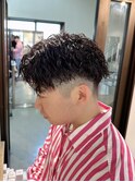 ツイストスパイラルパーマ メンズサロン マッシュカット 韓国