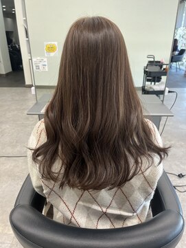 ガルボヘアー 桟橋店(garbo hair) ロング　ブリーチ無し　明るめ　アッシュベージュ