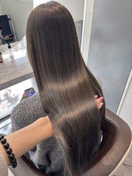 サロウィン 高崎(SALOWIN) 美髪グレージュ