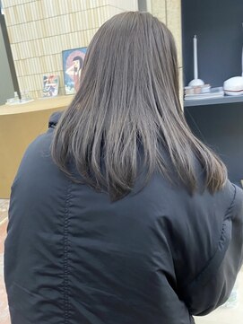 パークレーン アイス イヴェン(park lane ICI yeven) ブリーチなし切りっぱなしボブミディアムレイヤーボブ秋カラー