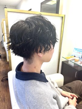 シャドウパーマ