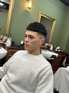 ソリズ ヘア クルー 池袋(SOLIZ HAIR CREW) Crop style