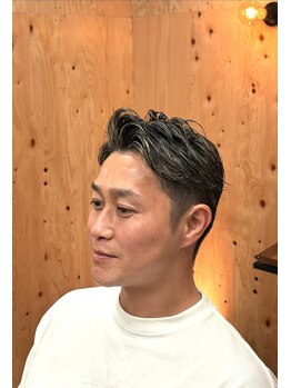 オムノムノム(OM NOM NOM)の写真/【NEW OPEN/駐車場有】フェードから特殊パーマまで！男心をくすぐる完全貸切の隠れ家バーバー