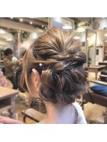 シエロ  池袋西口(Cielo)&nbsp;【Sola by little】くるりんぱ×ねじりMIXアレンジ 担当(CHIKA)