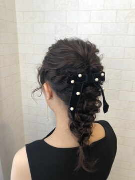 アルマヘア(Alma hair) 編みおろしアレンジ