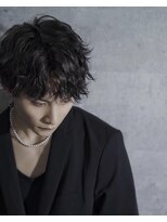 シン(syn)&nbsp;スパイラルパーマ　ツイストスパイラルパーマ 波巻きパーマ