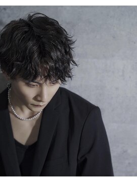 シン(syn) スパイラルパーマ　ツイストスパイラルパーマ 波巻きパーマ