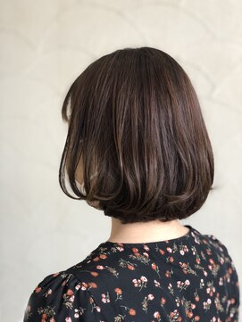 オートゥール(hair room Auteur) 20代30代40代大人可愛い☆ツヤ感ワンカールストレートボブ
