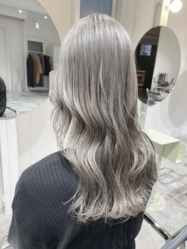 ストレータ バイ マリオ(Strata by mario) 【mami】アッシュシルバー