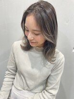 ヴィンス(vince)&nbsp;透明感グレージュ/グラデーション/くびれヘア