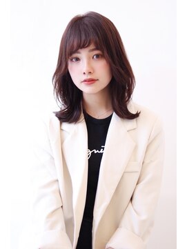 オーロ 宝塚店(ORO) 外ハネくびれミディアムヘア