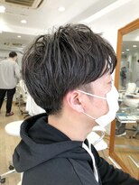 ヘッズ 本八幡店(HEADS)&nbsp;MEN'S HAIR  センターパート　ツイストスパイラル　コンマヘア