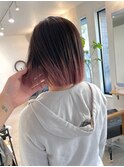 裾カラーボブ