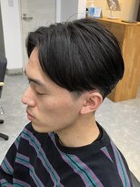 フゥ 宇都宮(FeU)&nbsp;センターパートツイストスパイラルパーマメンズマッシュパーマ