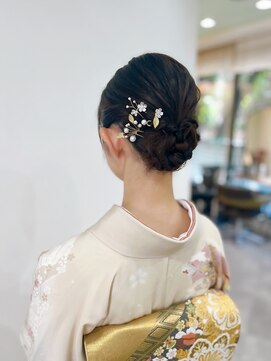 ジラ ヘアアンドメイク(girra HAIR&MAKE) 訪問着ヘアセット