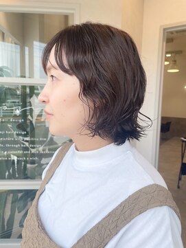 ポジ(poji) ブラウン　外はね　ミディアムレイヤー　くびれ　髪質改善カラー