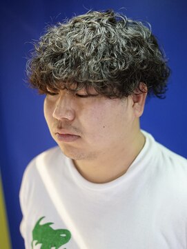 ボブ 金沢(BOB) 10代20代メンズパーマカット眉毛波巻きパーマメンズサロンカラー