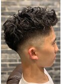 スパイキーショート/スペインカール<理容室>[メンズ/床屋/神田]