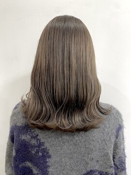 ルプラ カルム(le-pla Calme) 透明感グレージュ×ミディアムボブ/グレーベージュ 20代30代40代
