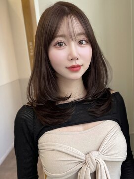 パルス ヨコハマ(PULSE yokohama) ミディアムレイヤーカット内巻き顔まわりレイヤーカット