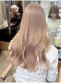 ハイトーンミルクティーグレージュ明るめアッシュベージュ2030代