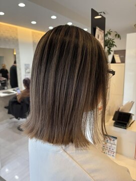 ケーアンドケー(K&K) バレイヤージュ