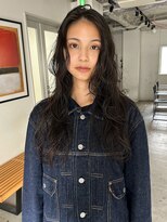 ルーム(Loom.)&nbsp;ニュアンスウェーブ　レイヤーパーマ　地毛風カラー