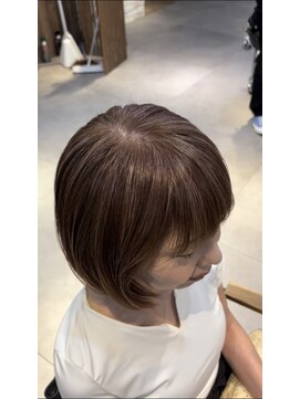 レビーヘアー(Revie hair) 脱白髪染め 白髪ぼかしハイライト