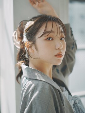 マオリ ホアロハ バイ アヌエヌエ(maoli hoaloha by anuenue) 【director寄本】ゆるふわポニーテール