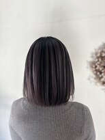 ワンダー(WONDER)&nbsp;赤みを消して、肌まで綺麗に魅せる透明感デザイン