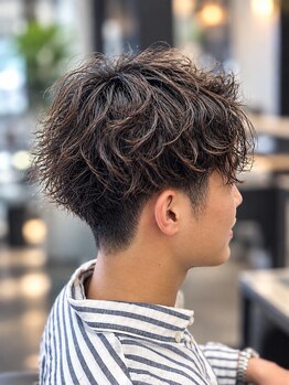 ホーミー(HOMMY)の写真/男性のお客様も歓迎☆韓国ヘアやビジネスカジュアルならお任せ！トレンドパーマで最旬スタイルを演出◎