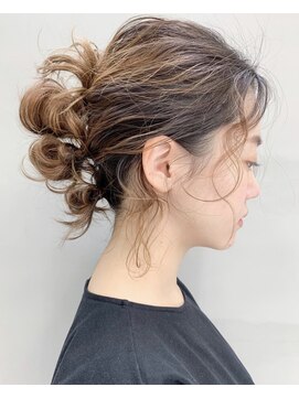 テトヘアー(teto hair) arrange［簡単アレンジグラデーションベージュカラー］