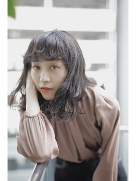 ニーィ バイ カータ(Niii by CARTA) Niii...セミモードロブ