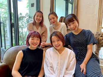 ベル 表参道店(Belle)の写真/繊細な要望を汲み取り、モデルや女優の理想を叶え続ける女性スタッフ多数！伝えにくい相談事もお任せ下さい