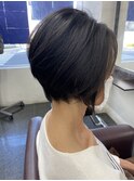 ショートボブ