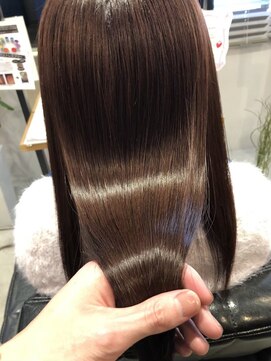 シキオリ(SHIKIORI) 髪質に合わせた髪質改善トリートメント込