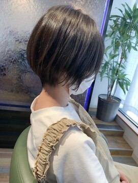 ヘアースパリゾート リアン 燕三条店(Lien) ショート_ダークグレー_