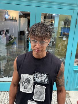 メンズグルーミングナンバーナイン(MEN'S GROOMING NUMBER NINE) 圧倒的技術力！姫路メンズパーマの先駆者