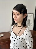 20代30代アッシュグレージュミディアム顔周りレイヤー抜け感