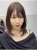 レイヤーカット×ヘーゼルブラウン